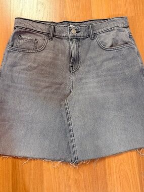 Reclaimed Vintage A Line Denim Dad shorts in washed gray